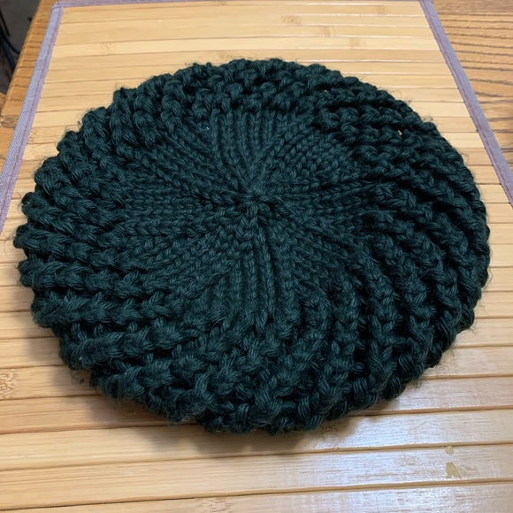 Knit Winter Beret - Picture 2 of 4